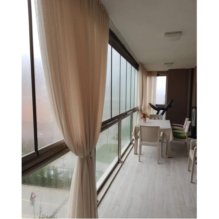 Cam Balkon